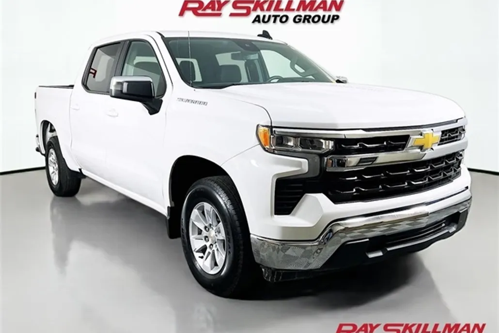 2025 Chevrolet Silverado 1500 LT photo 1