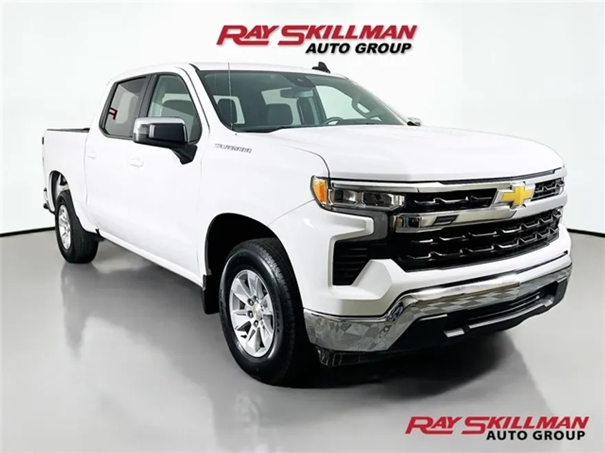 2025 Chevrolet Silverado 1500 LT photo 1