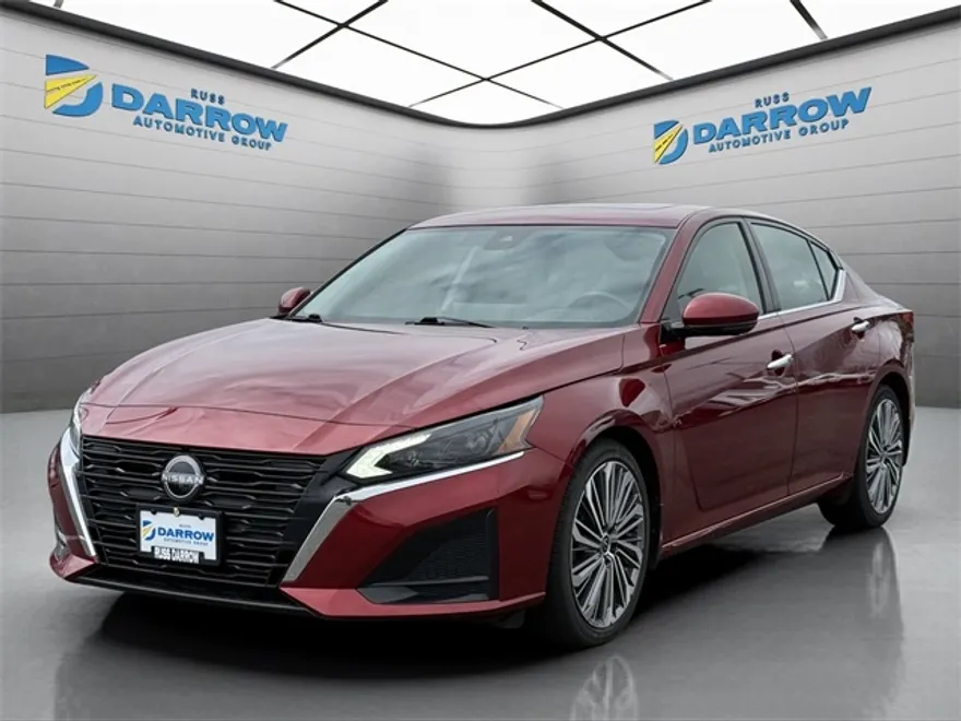 2023 Nissan Altima 2.5 SL photo 1