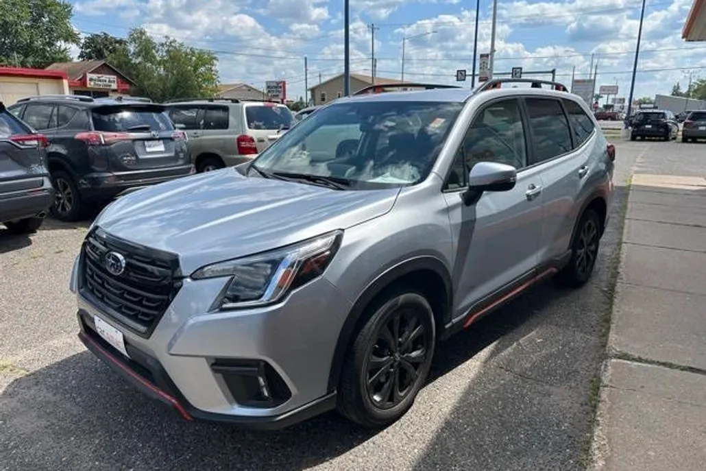 2024 Subaru Forester Sport photo 1