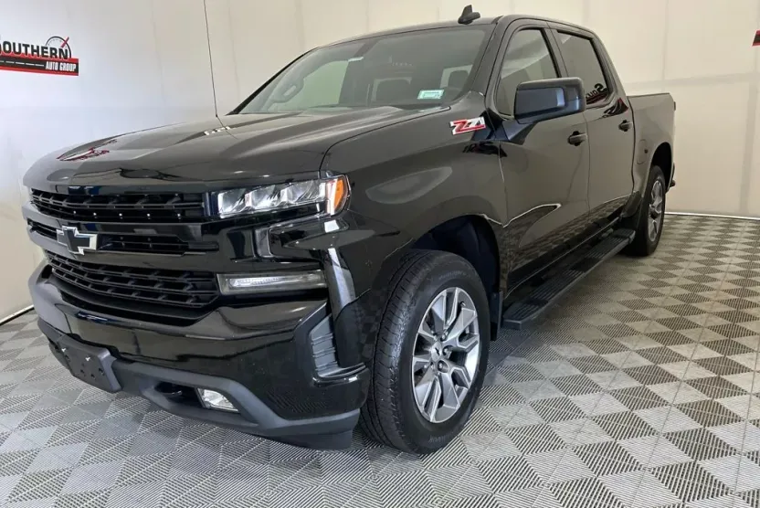 2022 Chevrolet Silverado 1500 RST photo 1