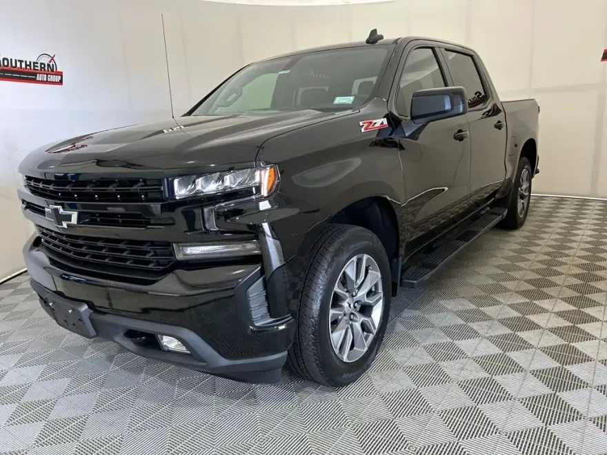 2022 Chevrolet Silverado 1500 RST photo 1