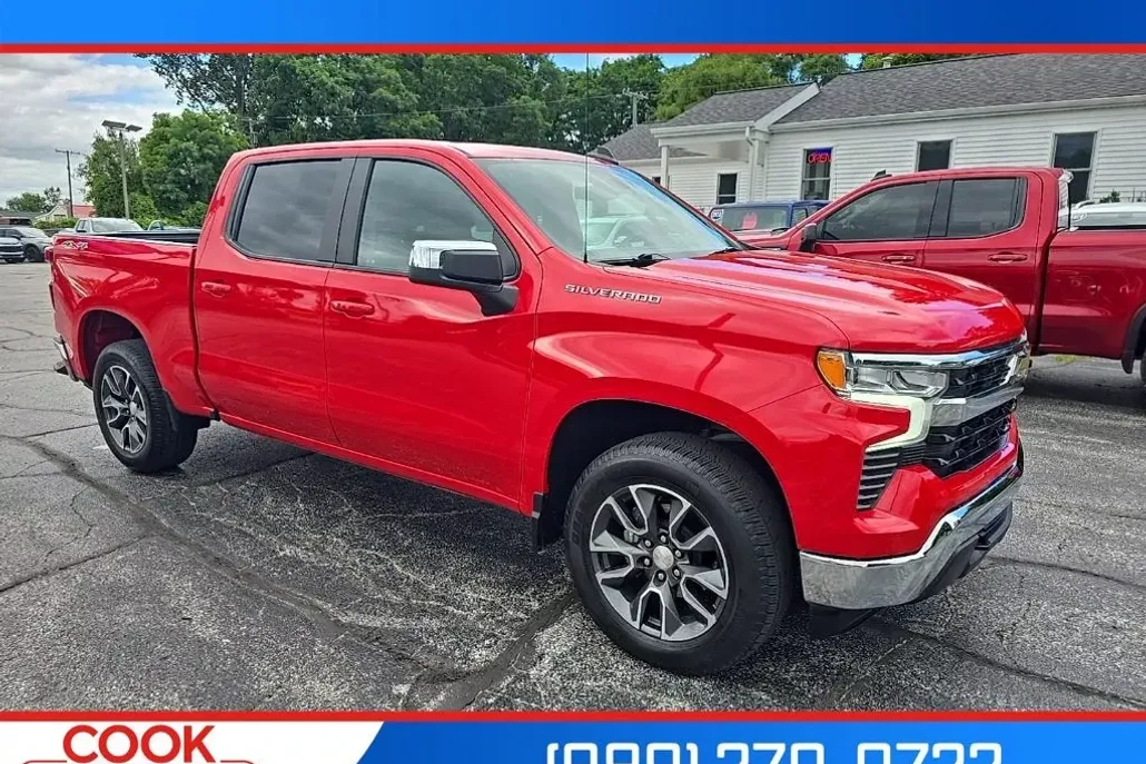 2022 Chevrolet Silverado 1500 LT photo 1