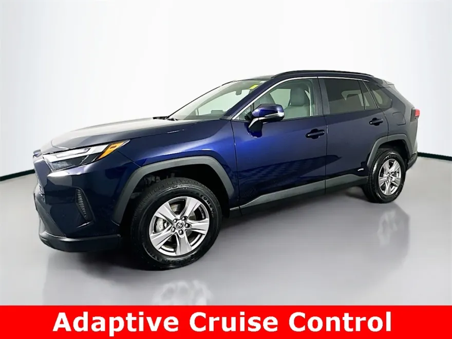 2025 Toyota RAV4 Hybrid XLE photo 1