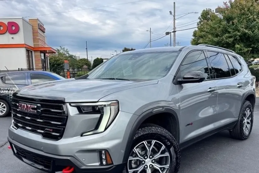 2025 Gmc Acadia AT4 photo 1