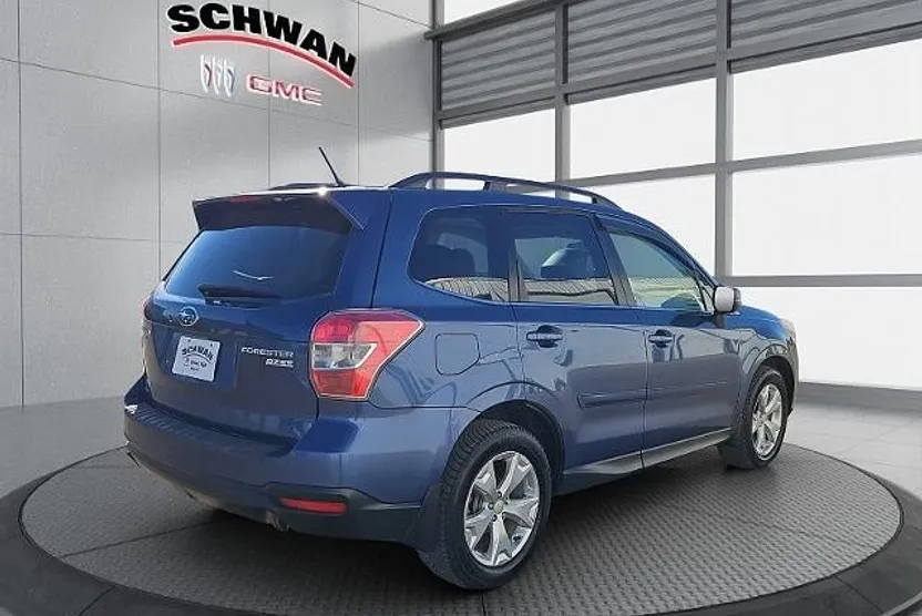 2014 Subaru Forester 2.5i Touring photo 1