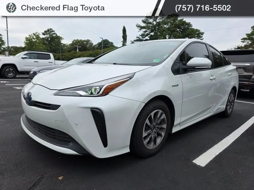 2021 Toyota Prius Limited photo 1