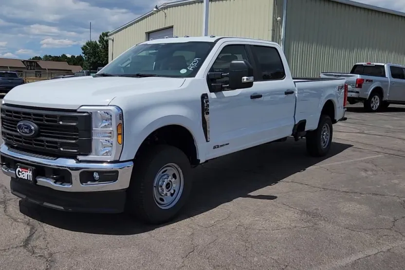 2025 Ford F-250 XL photo 1