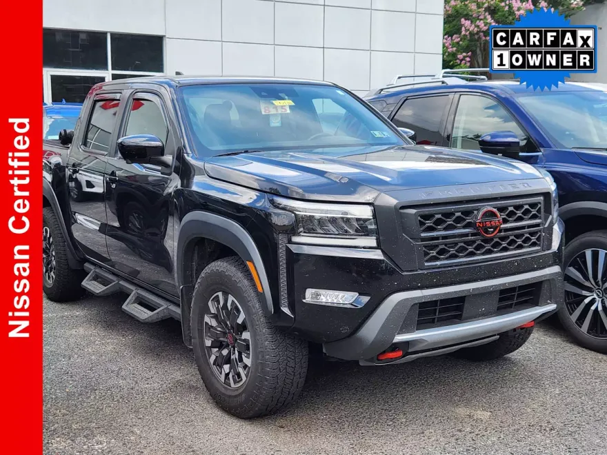 2023 Nissan Frontier PRO-4X photo 1