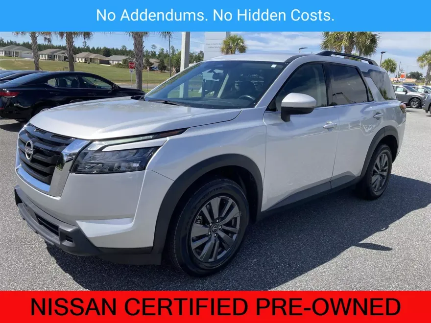 2024 Nissan Pathfinder SV photo 1