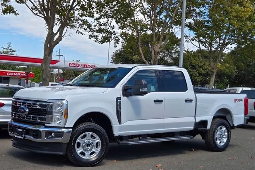 2026 Ford F-250 photo 1