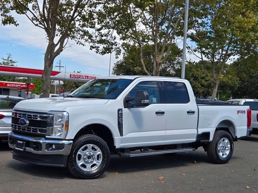 2026 Ford F-250 photo 1