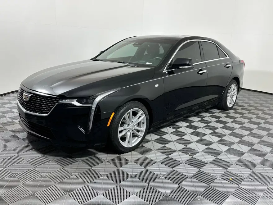 2023 Cadillac CT4 Luxury photo 1