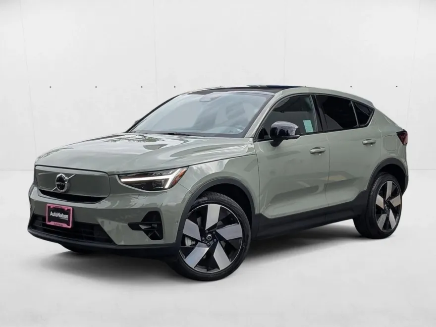2023 Volvo C40 Recharge Ultimate photo 1