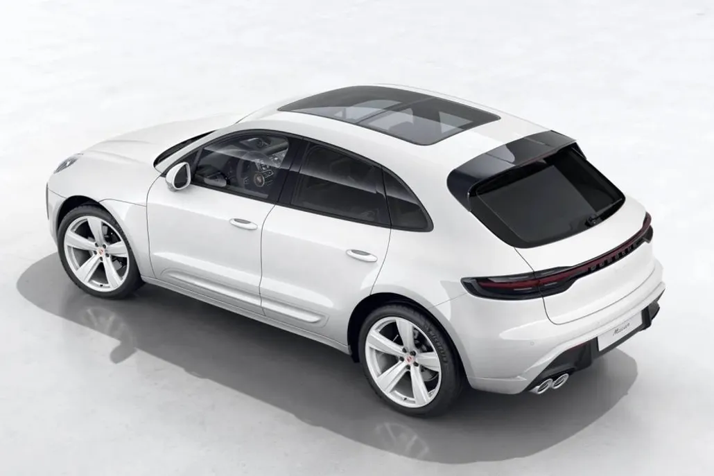 2026 Porsche Macan T photo 1