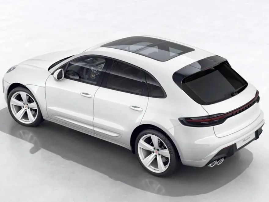 2026 Porsche Macan T photo 1