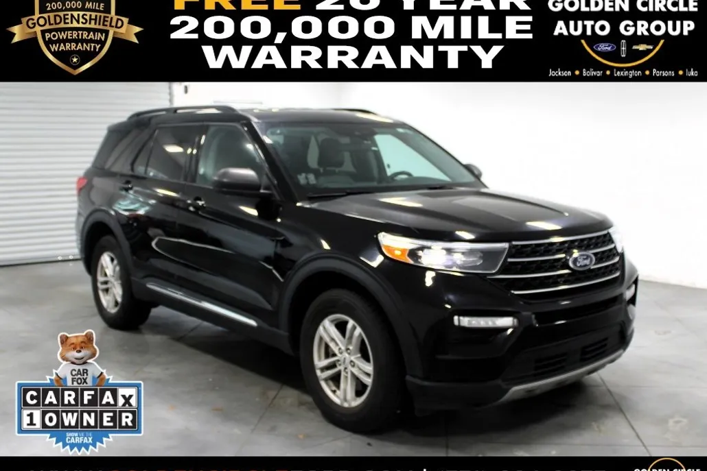 2023 Ford Explorer XLT photo 1