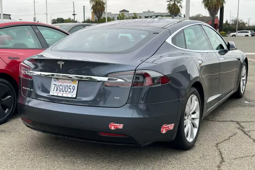 2016 Tesla Model S 75D photo 1