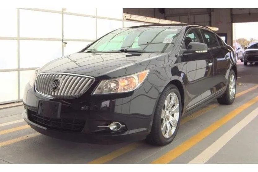 2011 Buick LaCrosse CXL photo 1