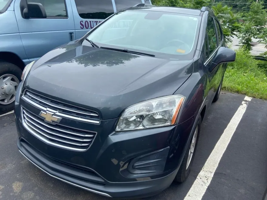 2016 Chevrolet Trax LT photo 1