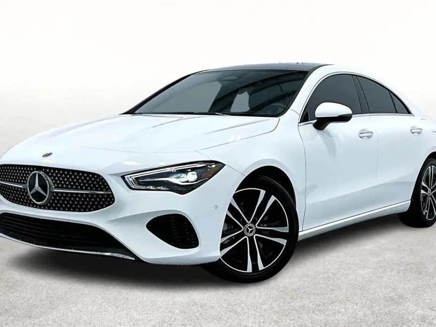 2024 Mercedes Benz CLA 250 photo 1