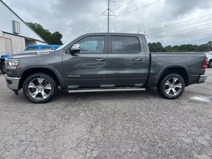 2022 Ram 1500 Laramie photo 1
