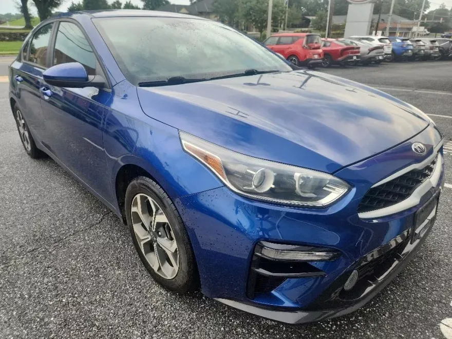 2020 Kia Forte LXS photo 1
