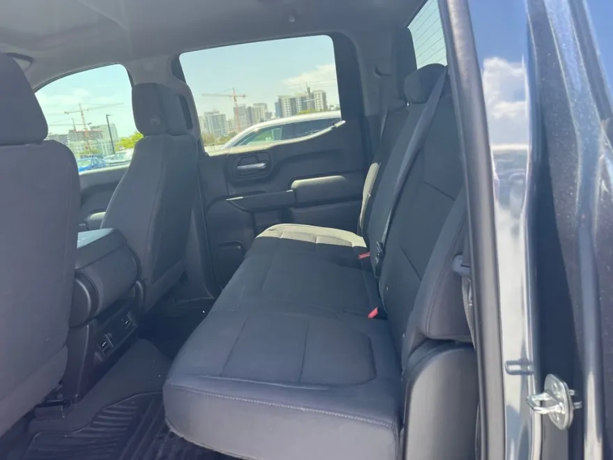 2021 Chevrolet Silverado 1500 Custom photo 1