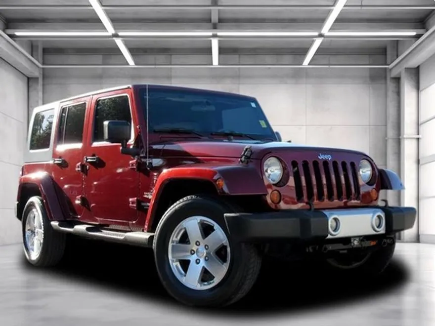 2009 Jeep Wrangler Unlimited Sahara photo 1