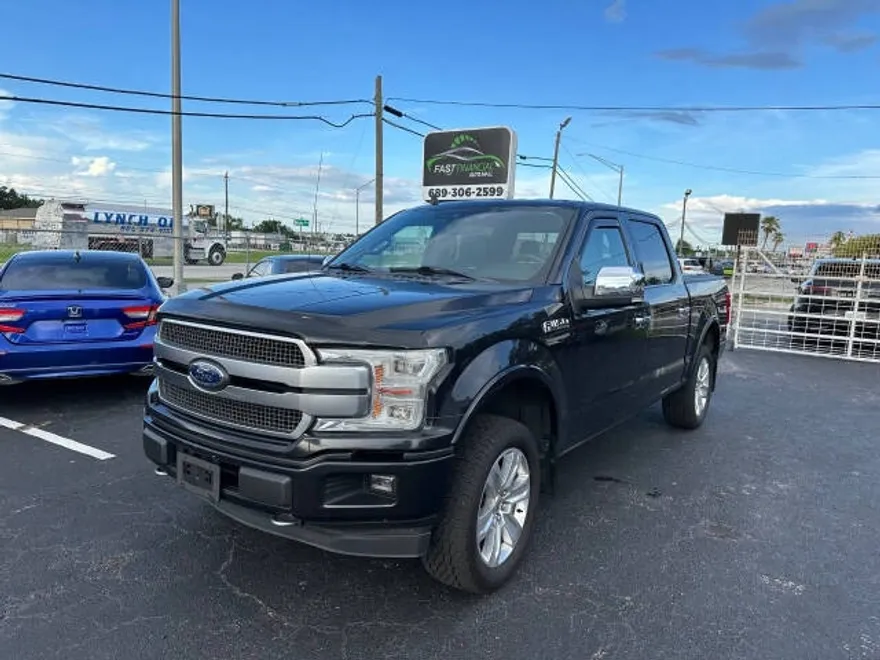 2019 Ford F-150 Platinum photo 1