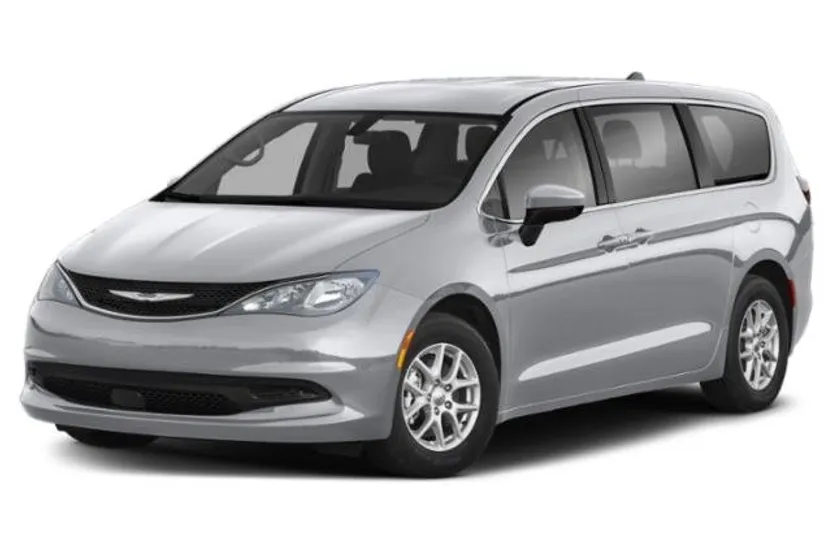 2022 Chrysler Voyager LX photo 1