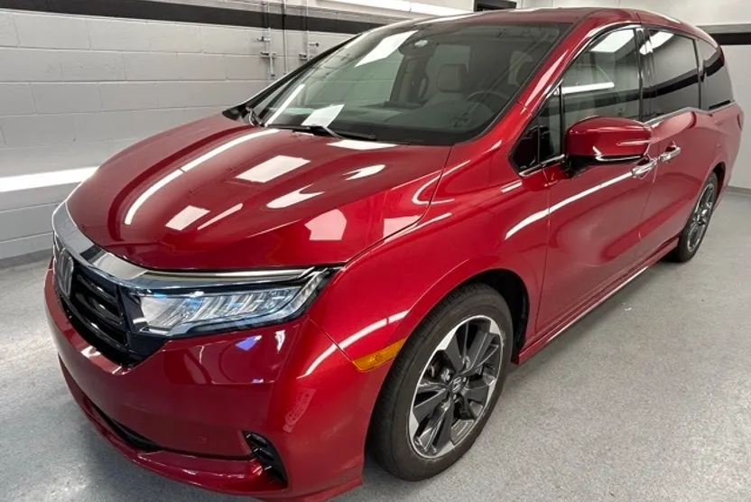 2023 Honda Odyssey Elite photo 1