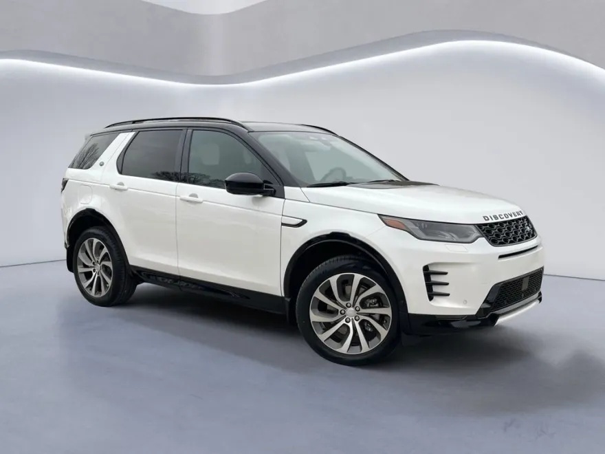 2025 Land Rover Discovery Sport Dynamic SE photo 1