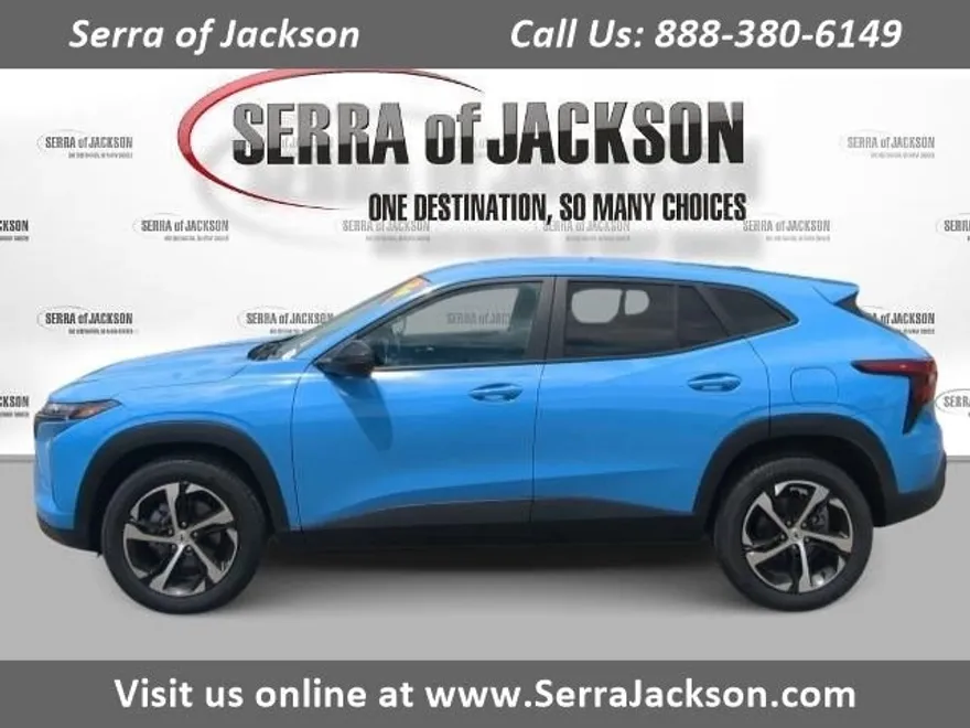 2024 Chevrolet Trax photo 1