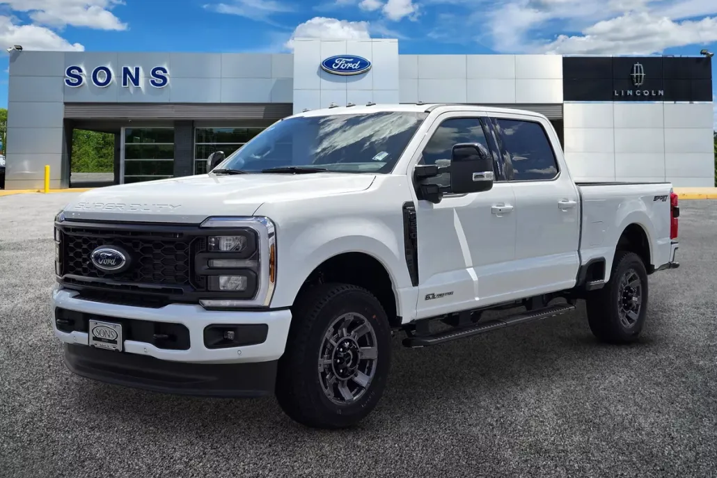 2024 Ford F-250 Lariat photo 1