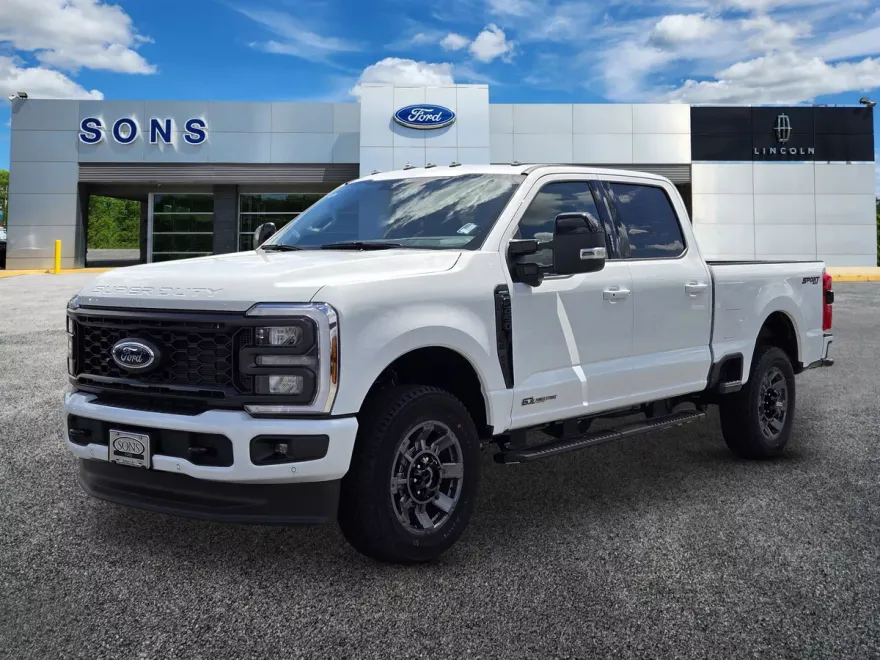 2024 Ford F-250 Lariat photo 1