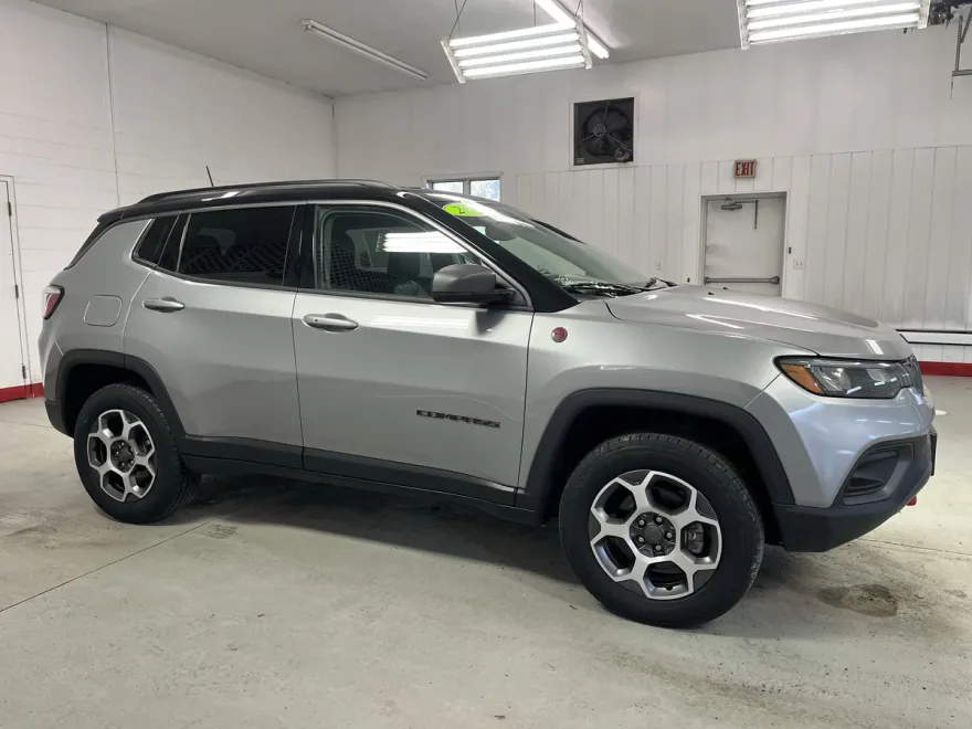 2022 Jeep Compass Trailhawk photo 1