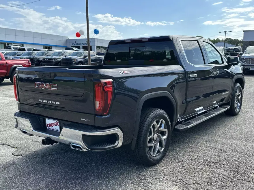 2025 Gmc Sierra 1500 SLT photo 2