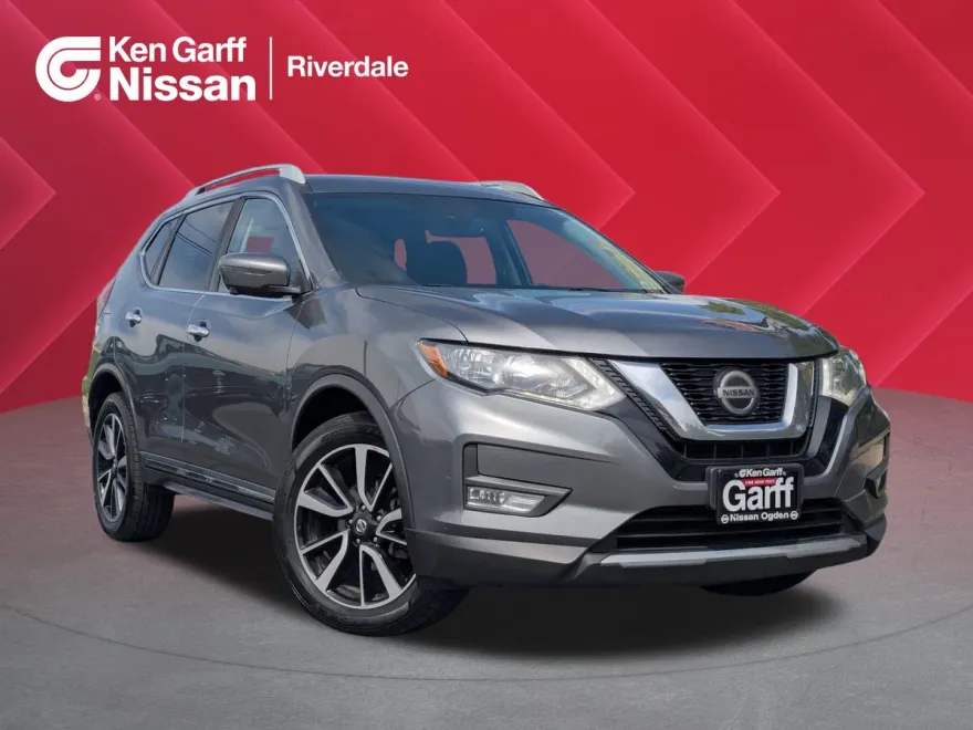 2019 Nissan Rogue SL photo 1