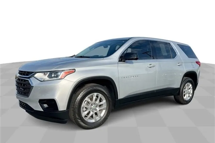 2020 Chevrolet Traverse LS photo 1