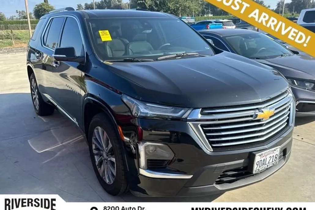 2023 Chevrolet Traverse Premier photo 1