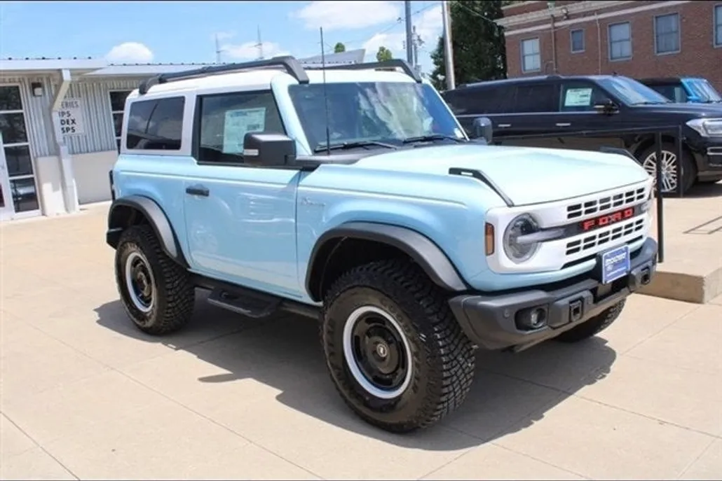 2024 Ford Bronco Heritage Limited First Edition photo 1