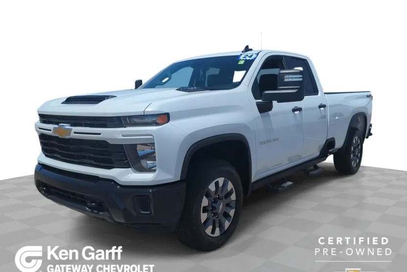 2024 Chevrolet Silverado 2500HD Custom photo 1