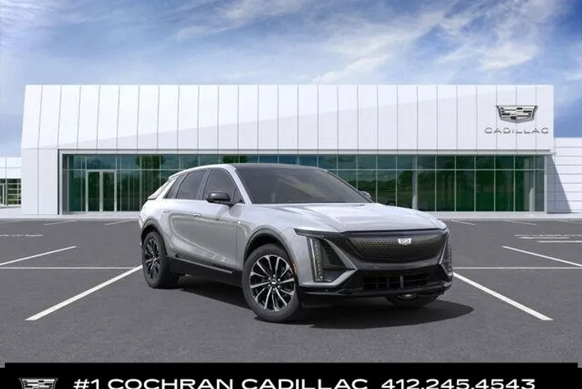 2025 Cadillac Lyriq Sport photo 1