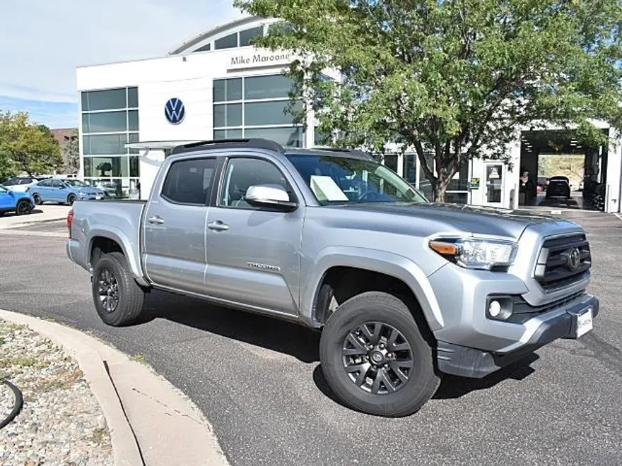 2023 Toyota Tacoma SR5 photo 1