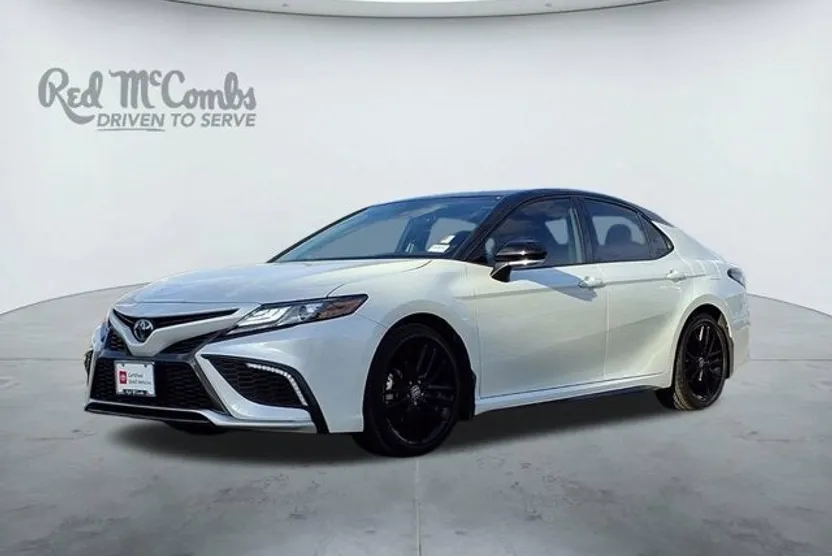 2023 Toyota Camry XSE photo 1