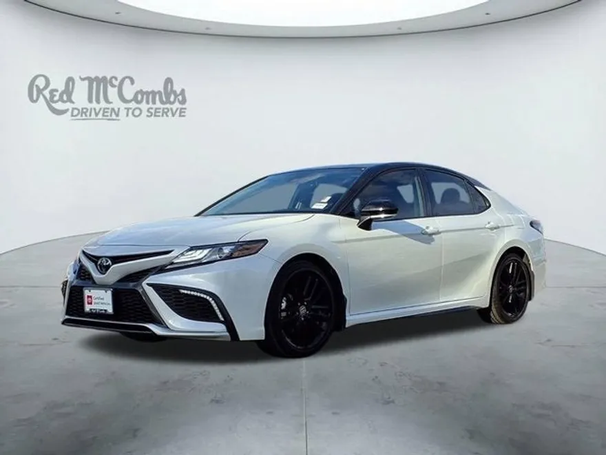 2023 Toyota Camry XSE photo 1