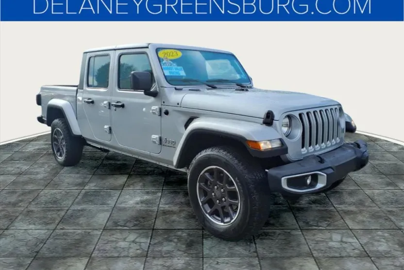 2023 Jeep Gladiator Overland photo 1