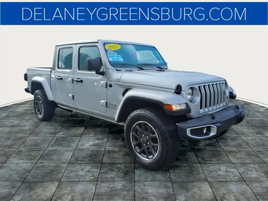 2023 Jeep Gladiator Overland photo 1