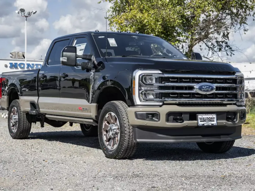 2026 Ford F-350 King Ranch photo 1